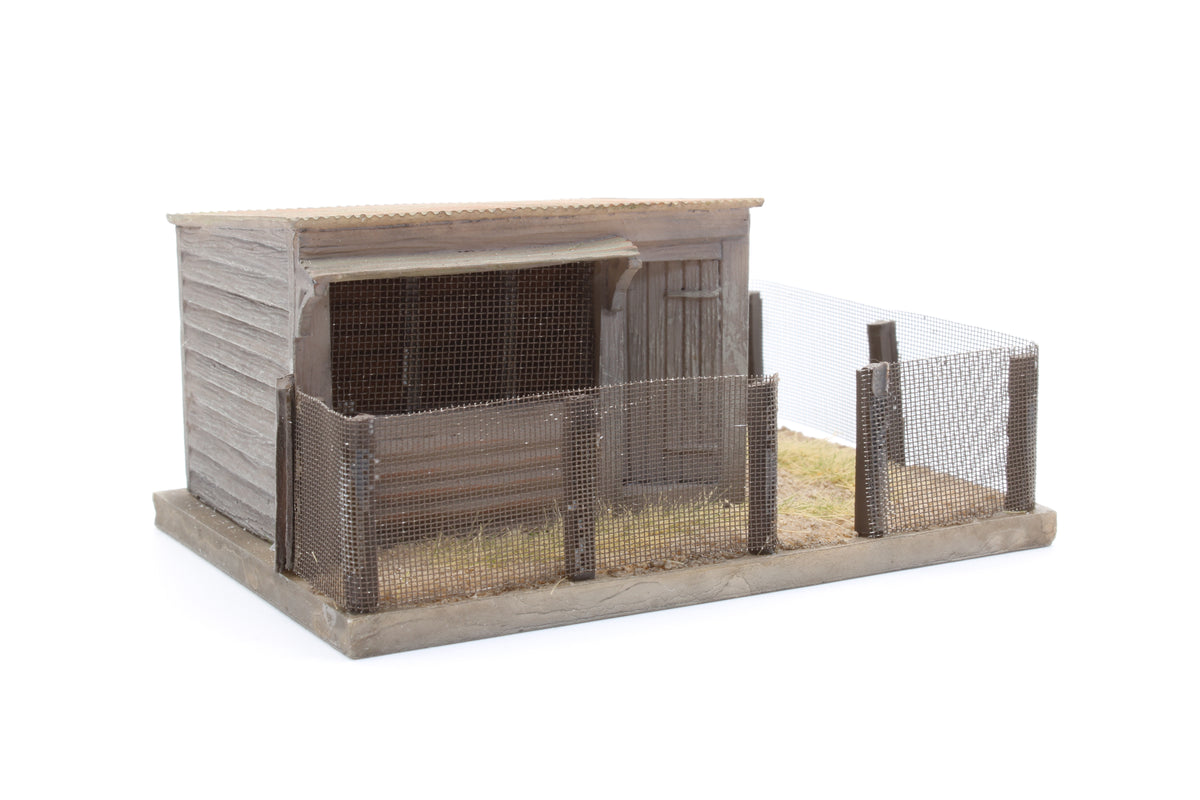 Pre-Owned Pendon Sunny Side Chicken Coup