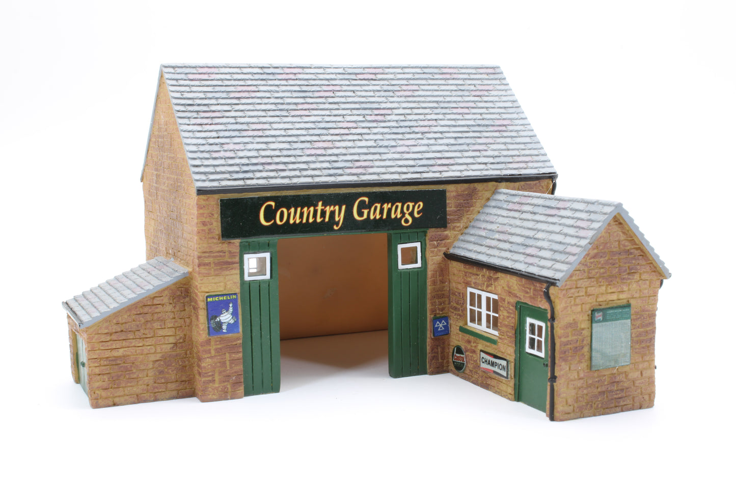 Pre-Owned Hornby Skaledale Country Garage