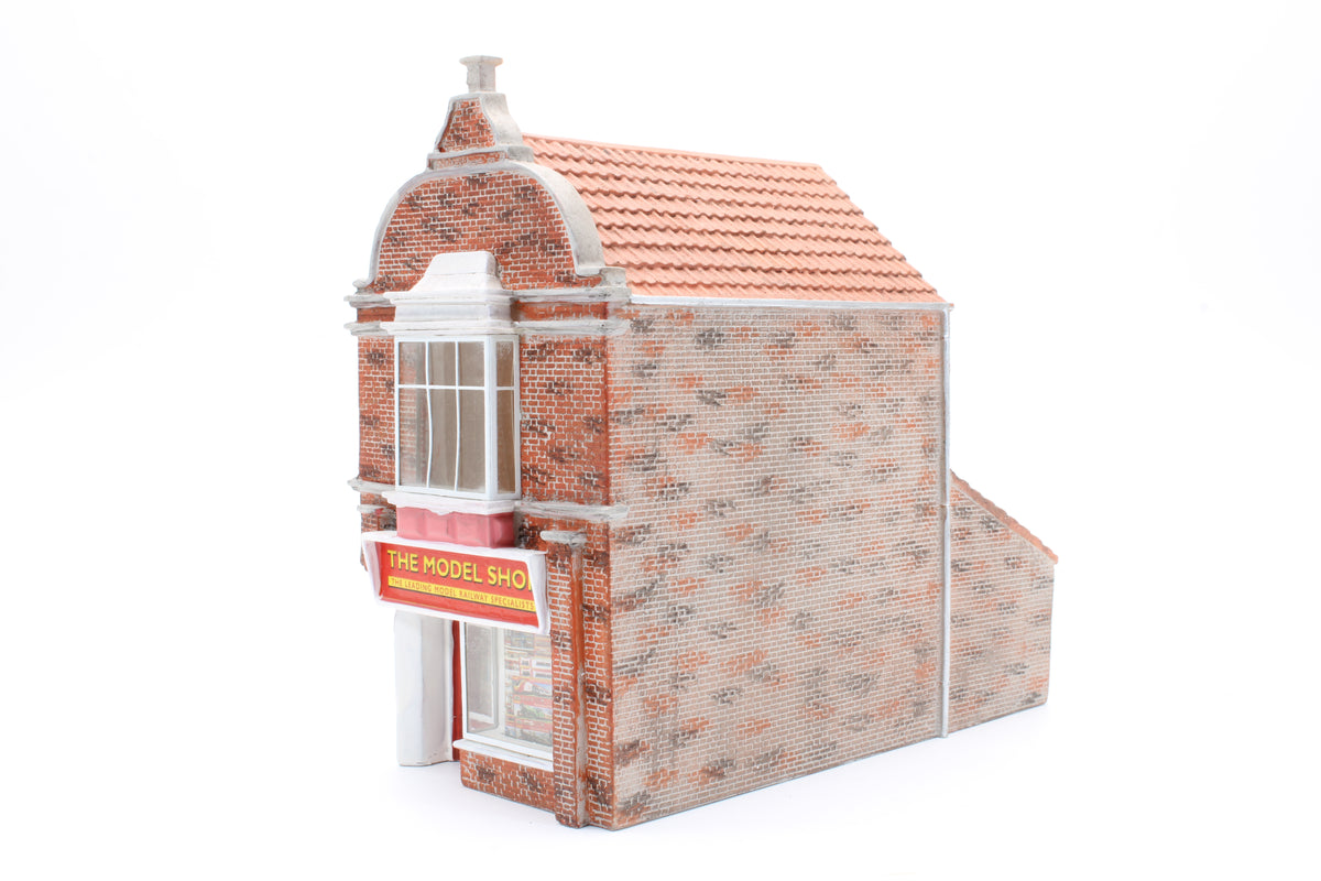 Pre-Owned Hornby Skaledale The Model Shop
