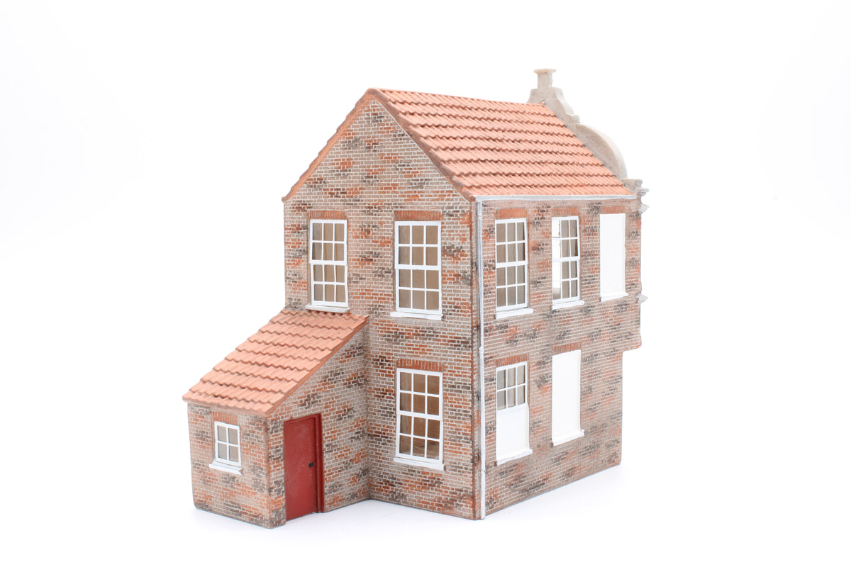 Pre-Owned Hornby Skaledale The Model Shop