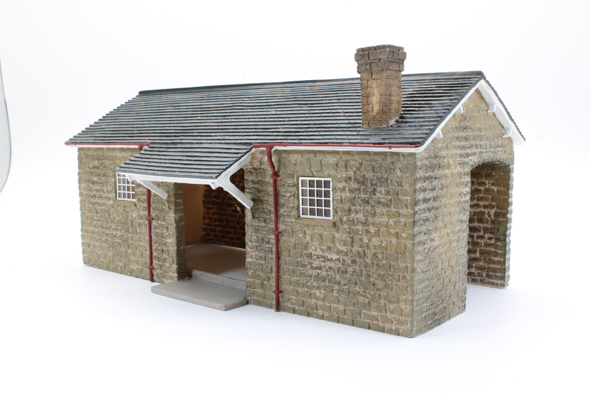 Pre-Owned Hornby Skaledale Goods Shed