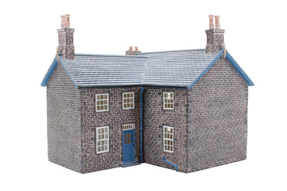 Pre-Owned Hornby Skaledale Main Station Building