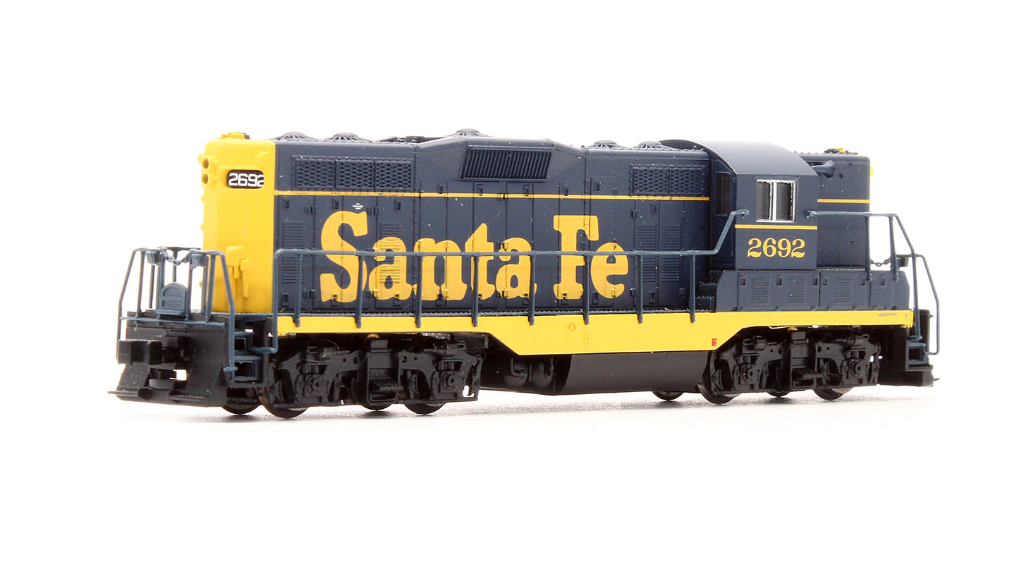 Pre-Owned 48082 GP7 Ph.1 Diesel Locomotive Santa Fe - Road #2692