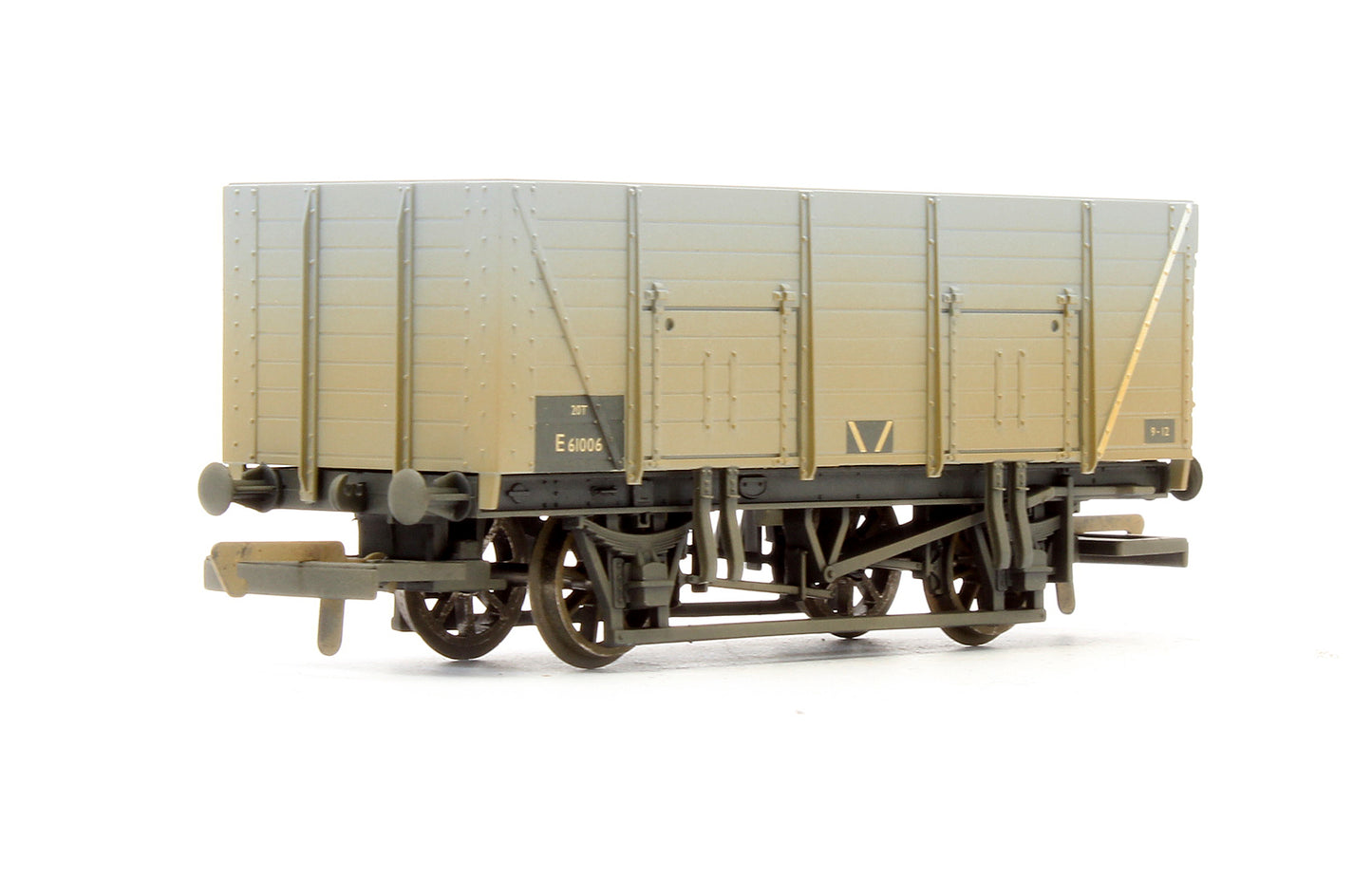 Pre-Owned Set Of 3 BR Grey 9 Plank Wagons - Weathered