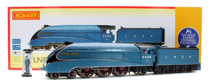 R30555 LNER Class A4 Sir Nigel Gresley (with figure Limited Edition) The Great Railway Engineers Collection Steam Locomotive