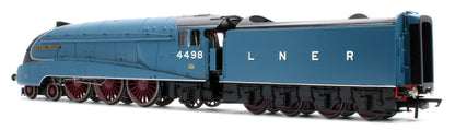 R30555 LNER Class A4 Sir Nigel Gresley (with figure Limited Edition) The Great Railway Engineers Collection Steam Locomotive