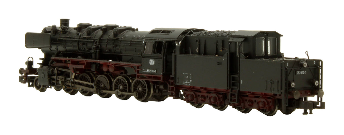 Pre-Owned 84 1969 2-10-0 Class 52 German Federal Railway 052 913-1 Pre-War Steam Locomotive Tanker Train Set