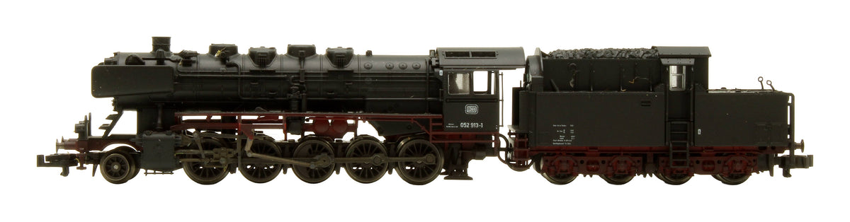 Pre-Owned 84 1969 2-10-0 Class 52 German Federal Railway 052 913-1 Pre-War Steam Locomotive Tanker Train Set