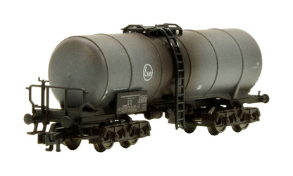 Pre-Owned 84 1969 2-10-0 Class 52 German Federal Railway 052 913-1 Pre-War Steam Locomotive Tanker Train Set