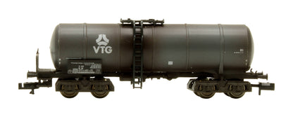 Pre-Owned 84 1969 2-10-0 Class 52 German Federal Railway 052 913-1 Pre-War Steam Locomotive Tanker Train Set