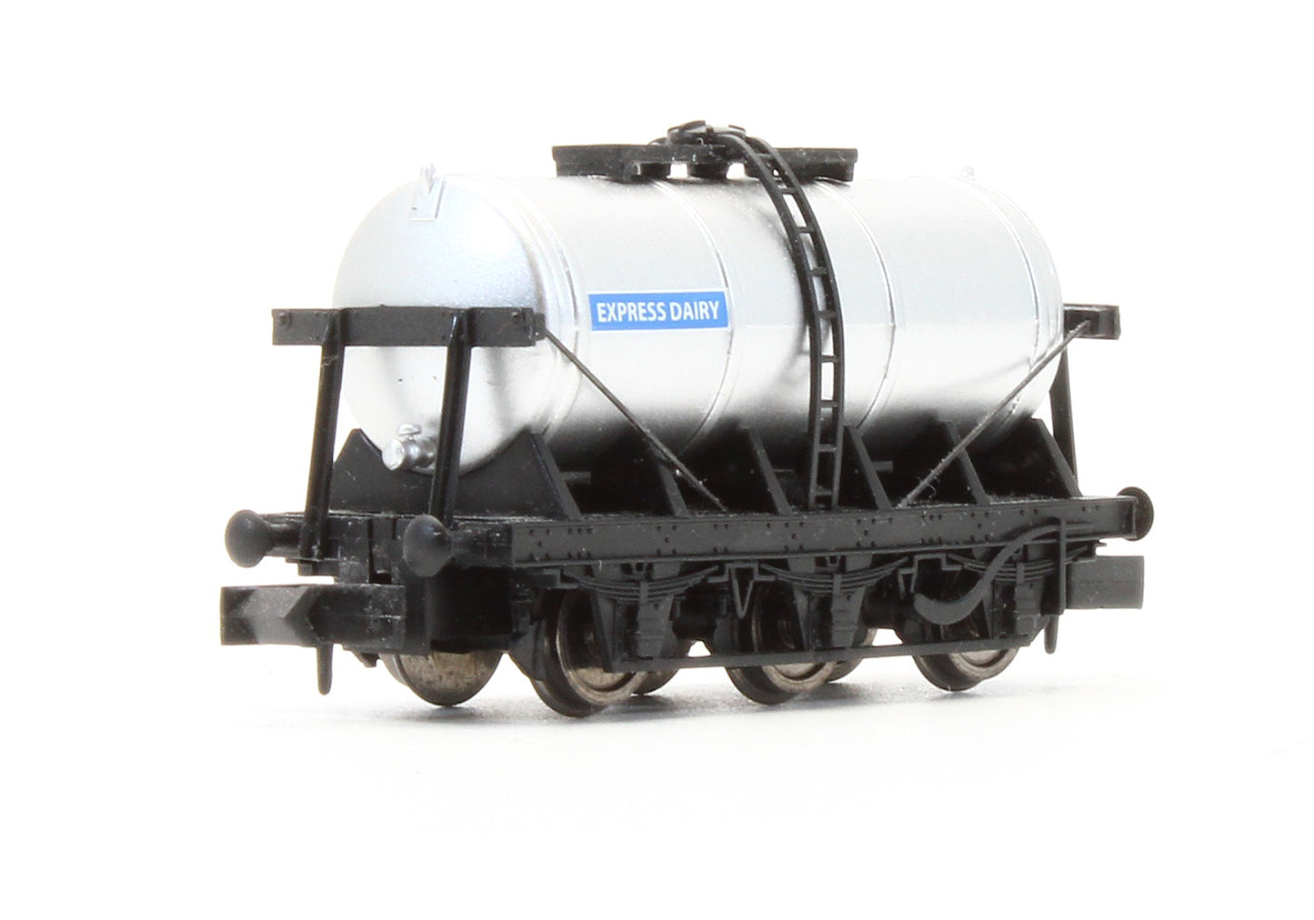 Pre-Owned 2F-031-008 6 Wheel Milk Tanker 'Express Dairy'