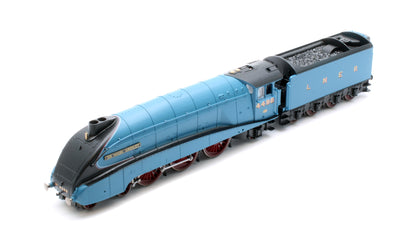 TT3043M Class A4 4-6-2 LNER Sir Nigel Gresley No.4498 Steam Locomotive