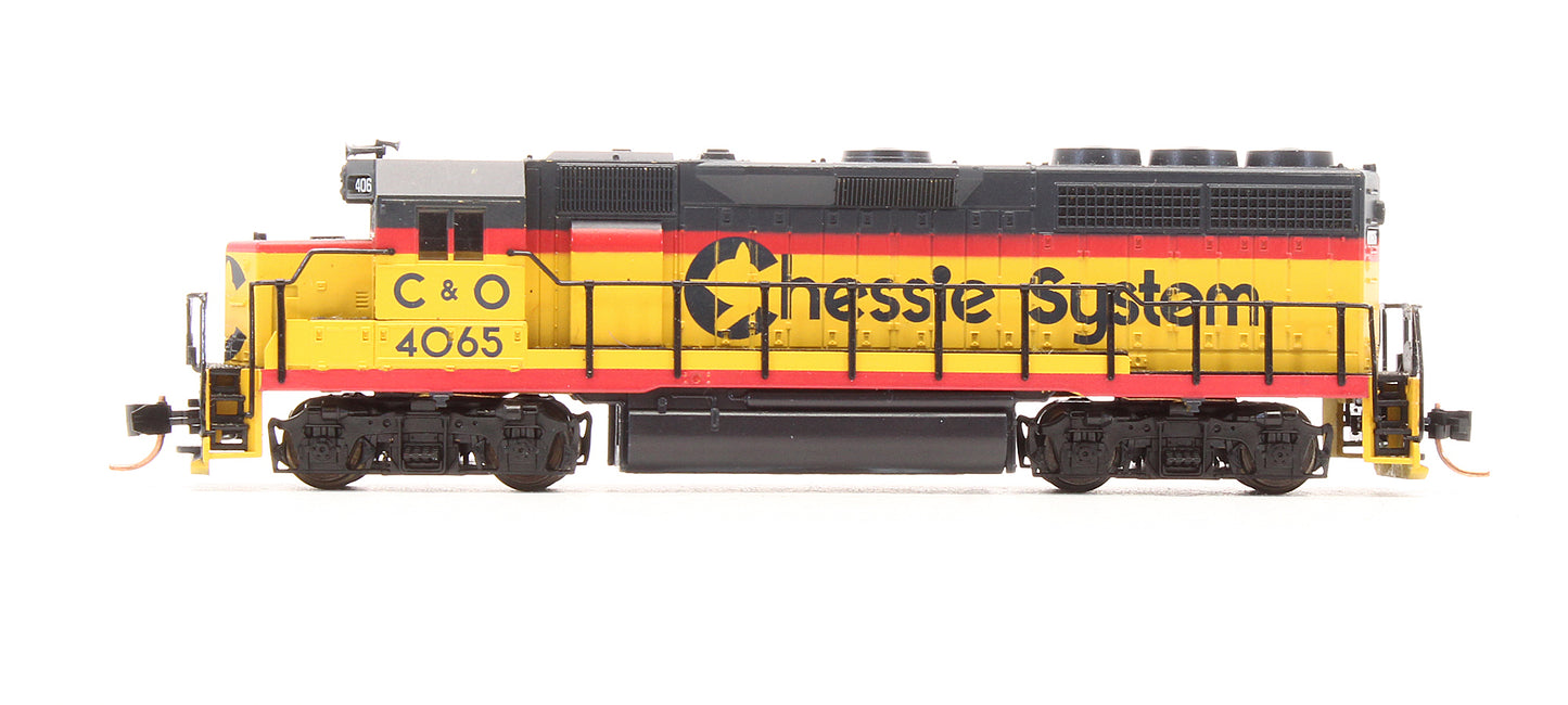 Pre-Owned 48506 GP40 Diesel Locomotive Chessie System (C&O) - Road #4065