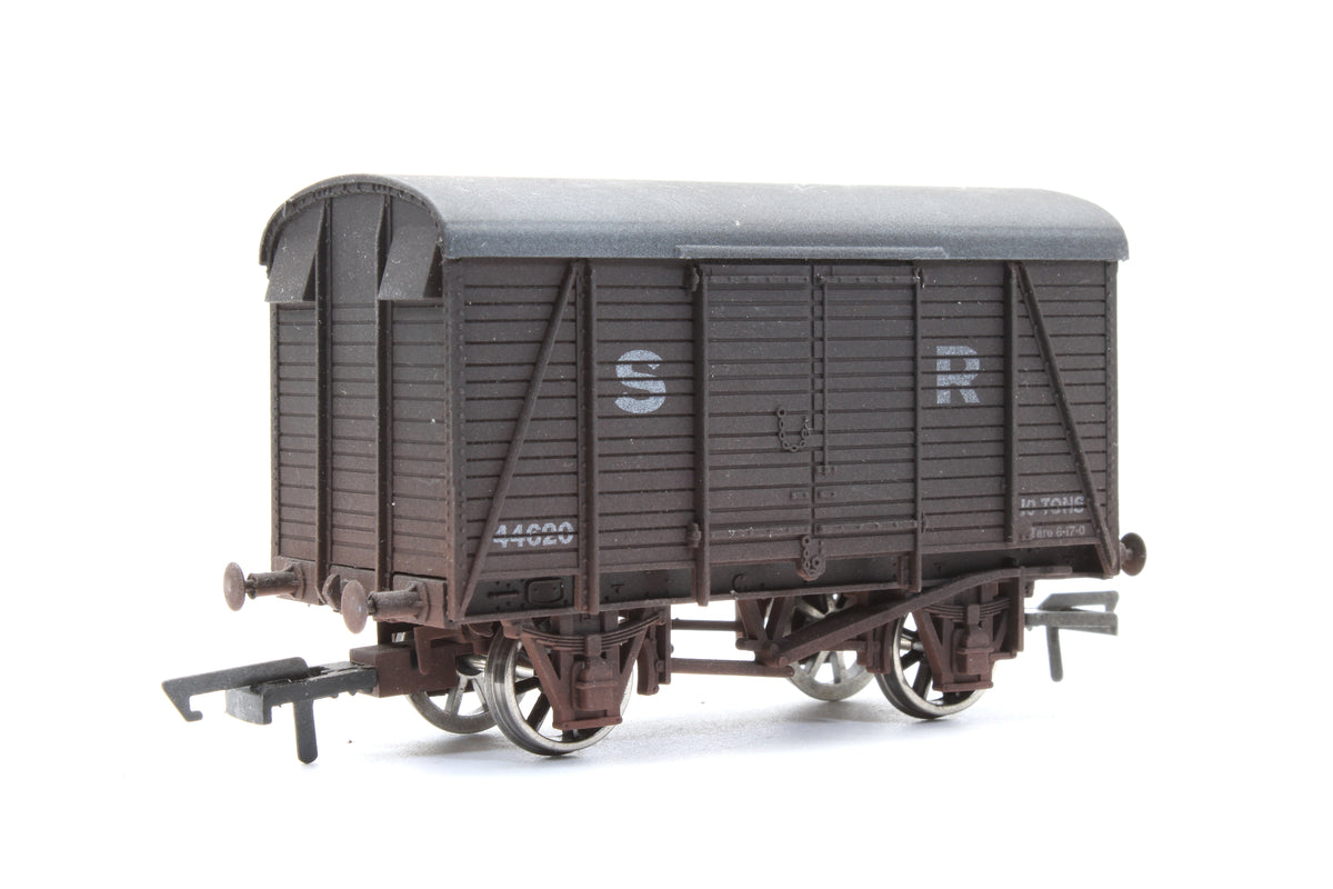 Pre-Owned Southern Railway Box Van No.44620 (Weathered)