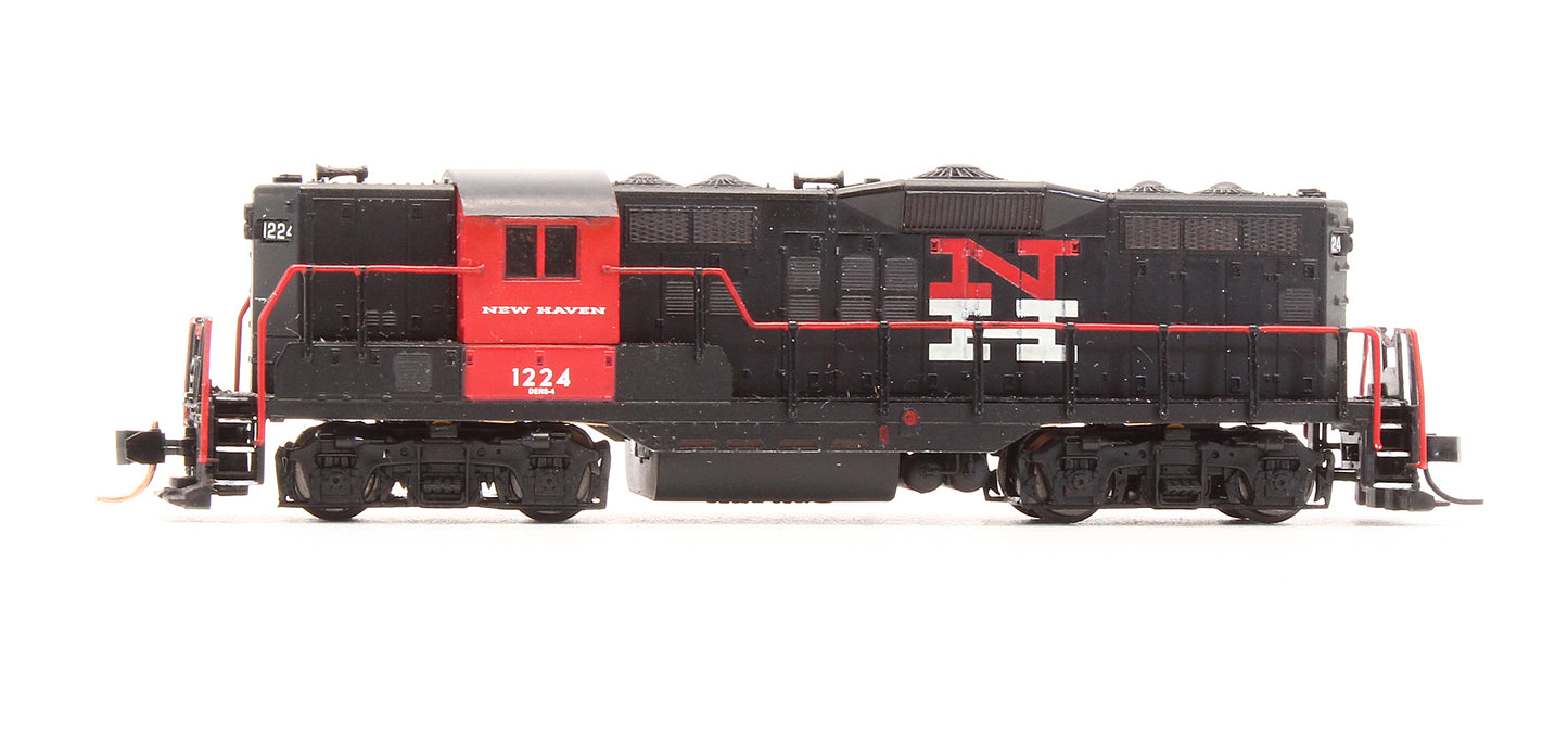 Pre-Owned 48324 GP9 Ph.2 Diesel Locomotive New Haven - Road #1224