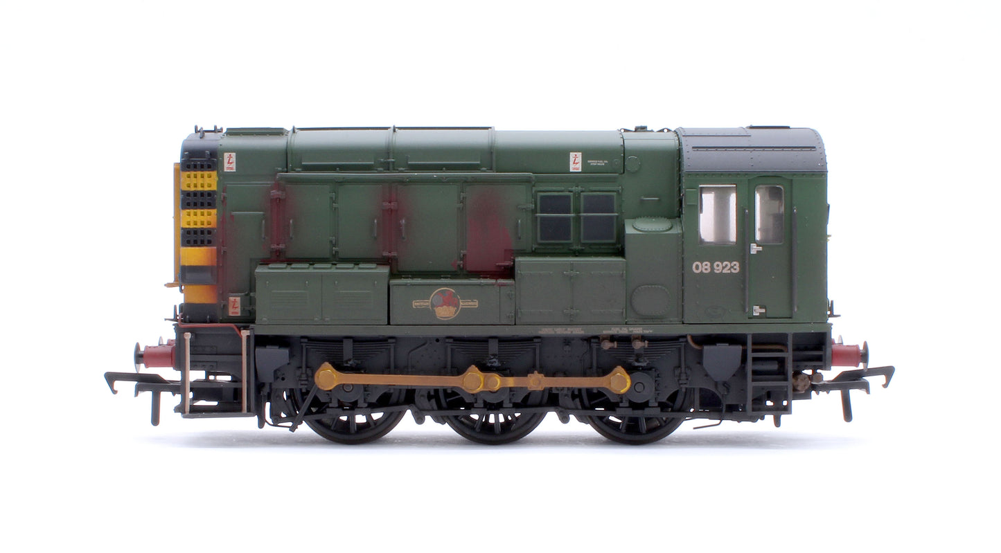 Class 08 08923 BR Green (Wasp Stripes) Diesel Locomotive - Weathered