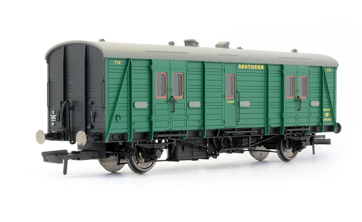 Pre-Owned R4340C SR Maunsell Passenger 'Brake Van C' '772'