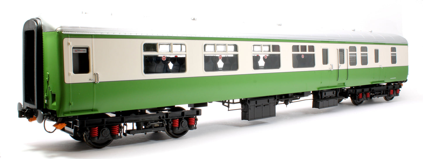 Hebridean green/cream Mk2 Brake Second Open (BSO)