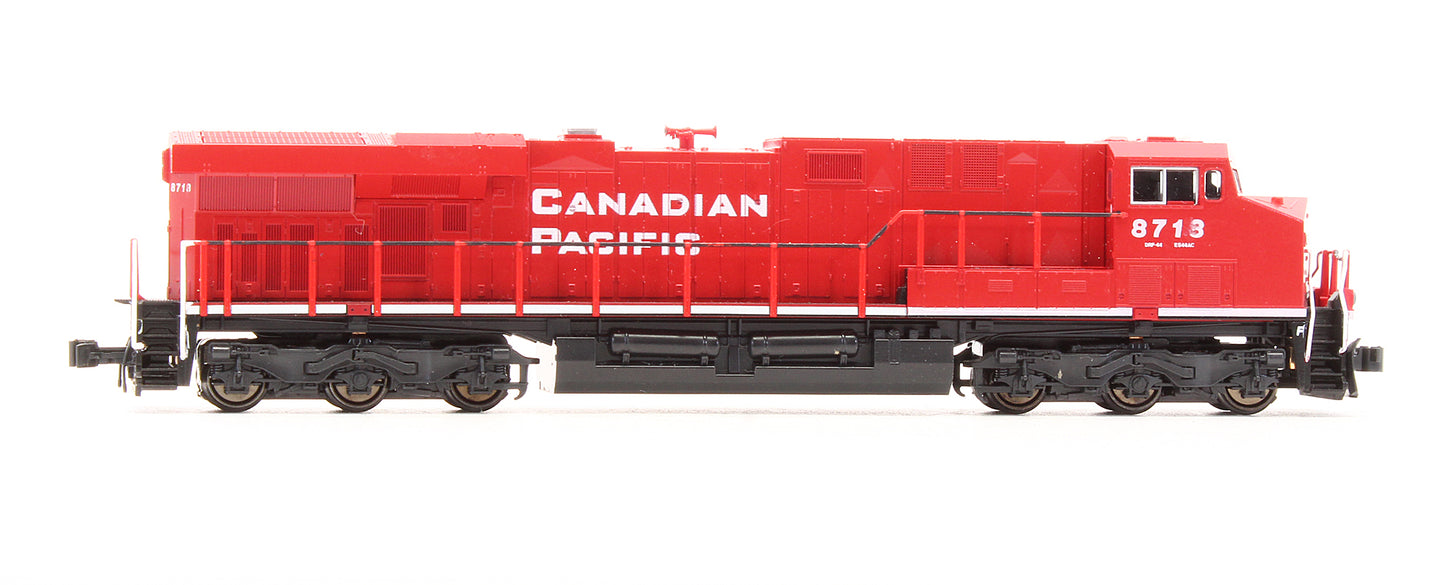Pre-Owned 176-8904 ES44AC Diesel Locomotive Canadian Pacific - Road #8713