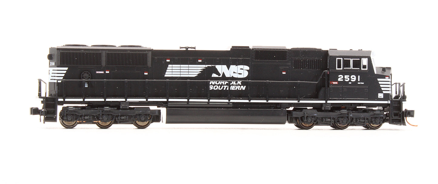 Pre-Owned 176-7501 SD70M Diesel Locomotive Norfolk Southern - Road #2591
