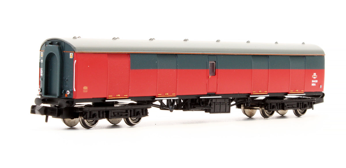 Pre-Owned 374-777 MK1 Full Brake Super BR Revised Livery EWS / Royal Mail 94420