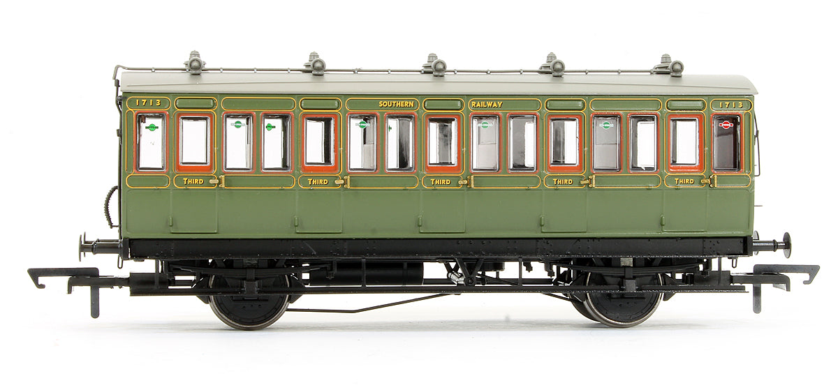 Pre-Owned Pack of 4 SR Olive Green (4BT, 4T, 6CL, 6BT) Coaches