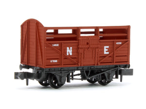 Cattle LNER Red No.4125111