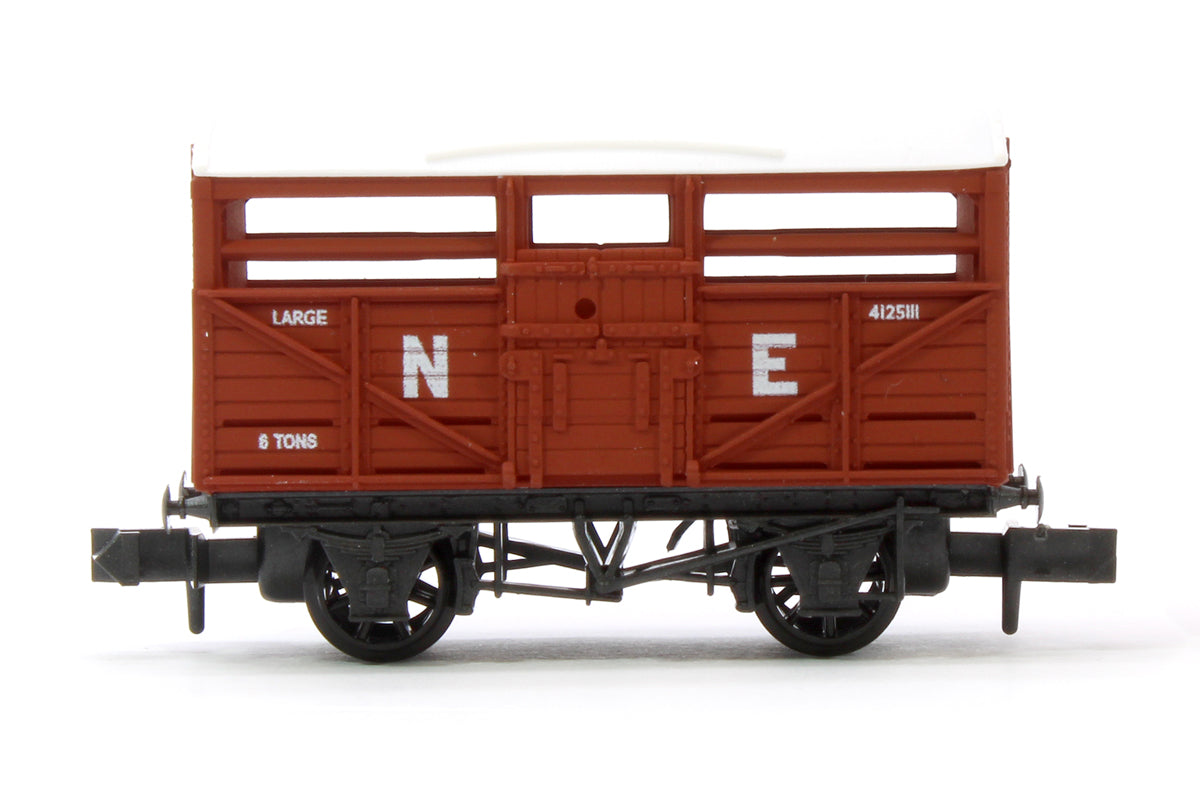 Cattle LNER Red No.4125111