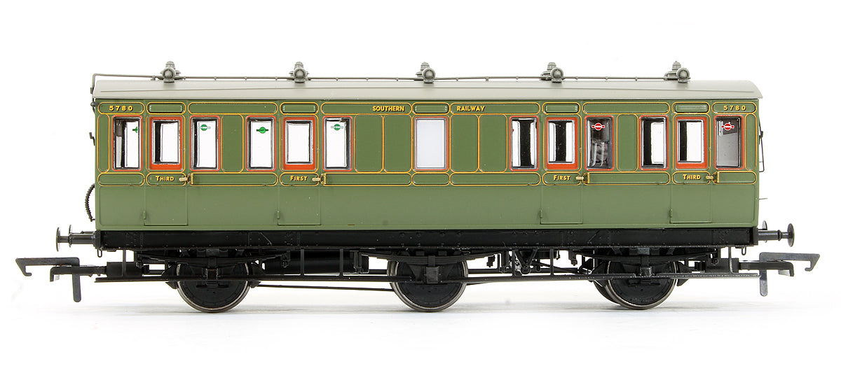 Pre-Owned Pack of 4 SR Olive Green (4BT, 4T, 6CL, 6BT) Coaches