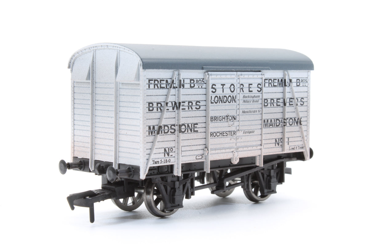 Pre-Owned 'Fremlin Bros Brewers' Vent Van (Weathered) - Limited Edition
