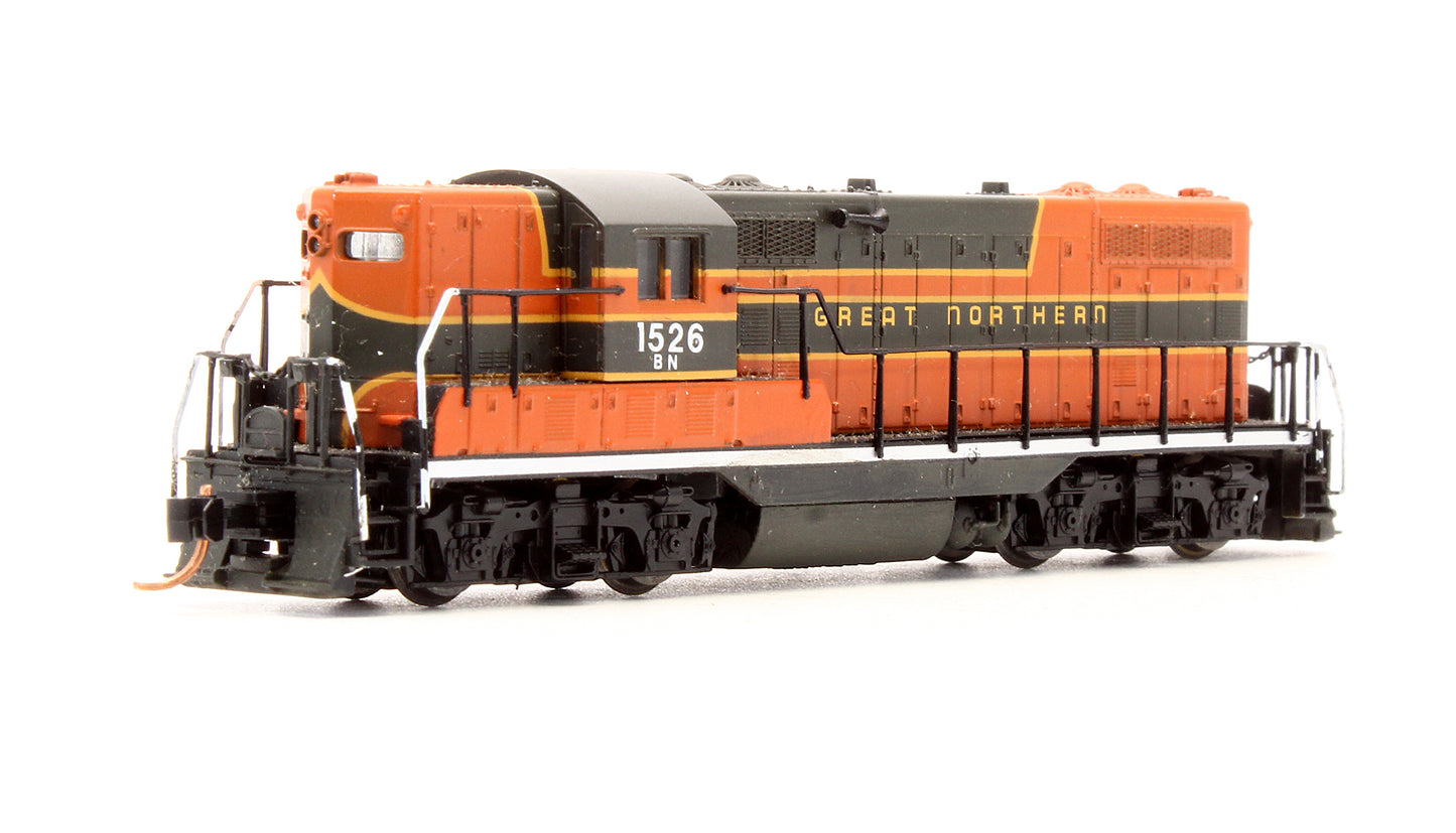 Pre-Owned 48026 GP7 Diesel Locomotive Great Northern - Road #1526