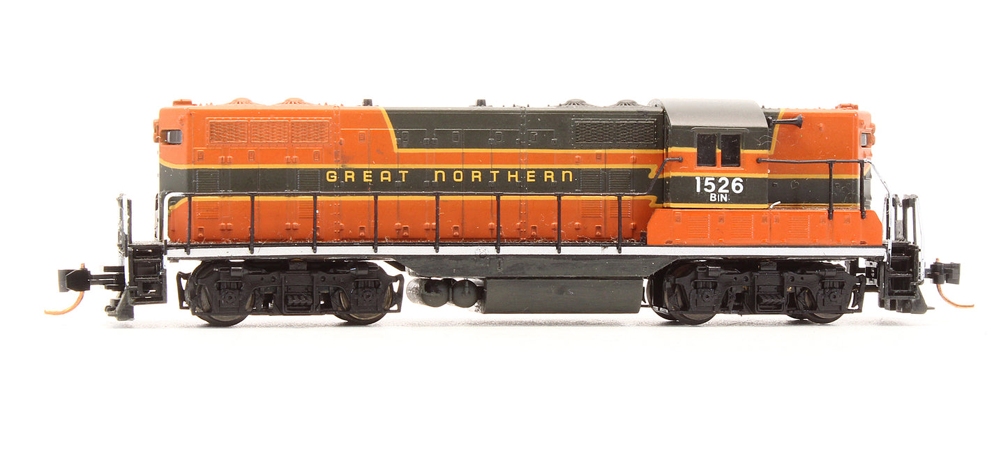 Pre-Owned 48026 GP7 Diesel Locomotive Great Northern - Road #1526