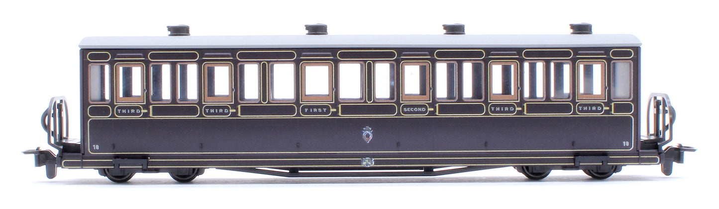 Ffestiniog Railway 'Little Giant' Locomotive & Special Edition - Letter Service Train Pack