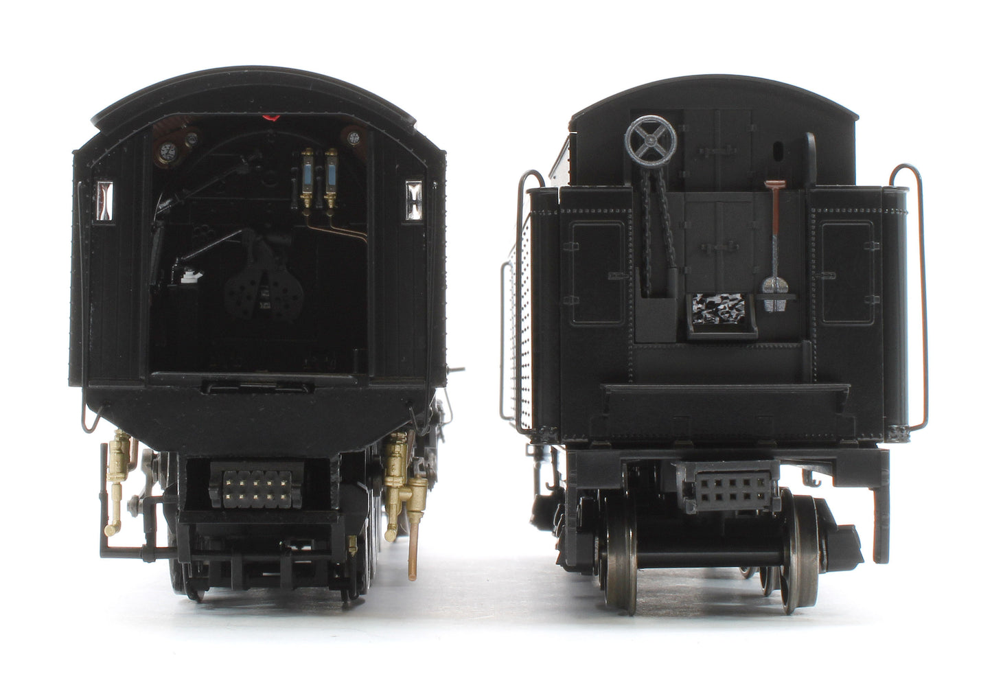 926507 USATC S160 2-8-0 Black U.S.A on Tender No.6046 (as Preserved) Steam Locomotive - DCC Sound