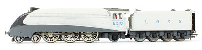 Pre-Owned Silver Jubilee Train Pack