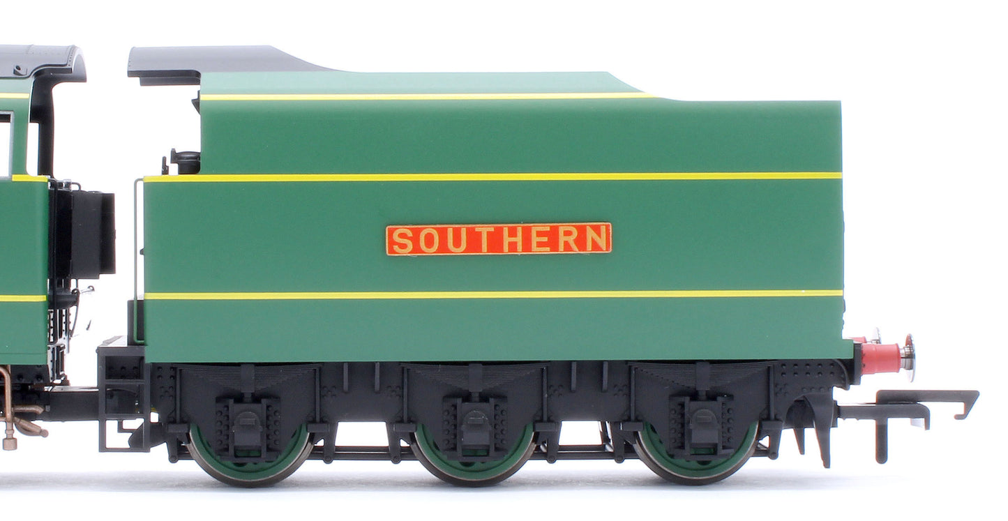R30399SS SR Merchant Navy Class 4-6-2 21C1 Channel Packet Steam Locomotive - DCC Sound & Steam Generator Fitted