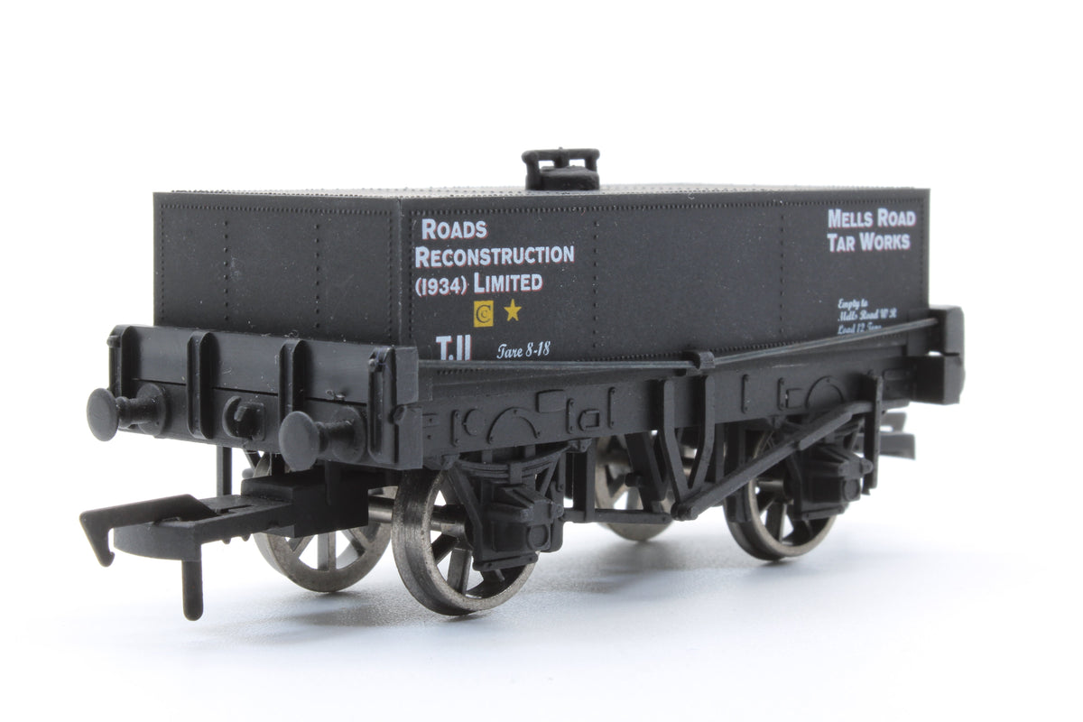 Pre-Owned 'Roads Reconstruction Limited' Rectangular Tank Wagon No.11 - Limited Edition