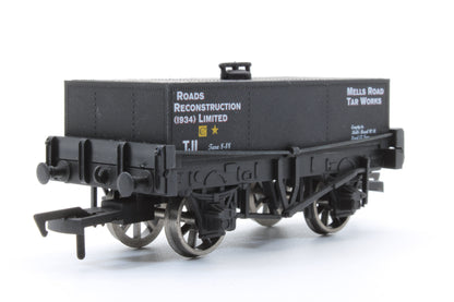 Pre-Owned 'Roads Reconstruction Limited' Rectangular Tank Wagon No.11 - Limited Edition