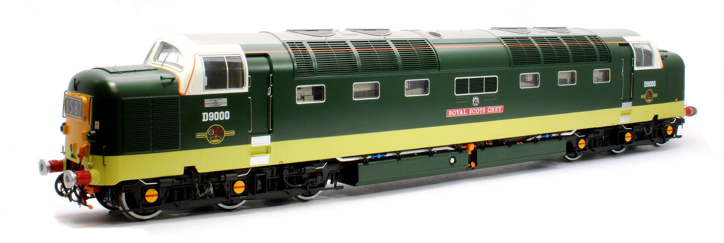 Pre-Owned Class 55 Deltic BR Green D9000 'Royal Scots Grey' (Small Yellow Panels/HI Headlights) Diesel Locomotive