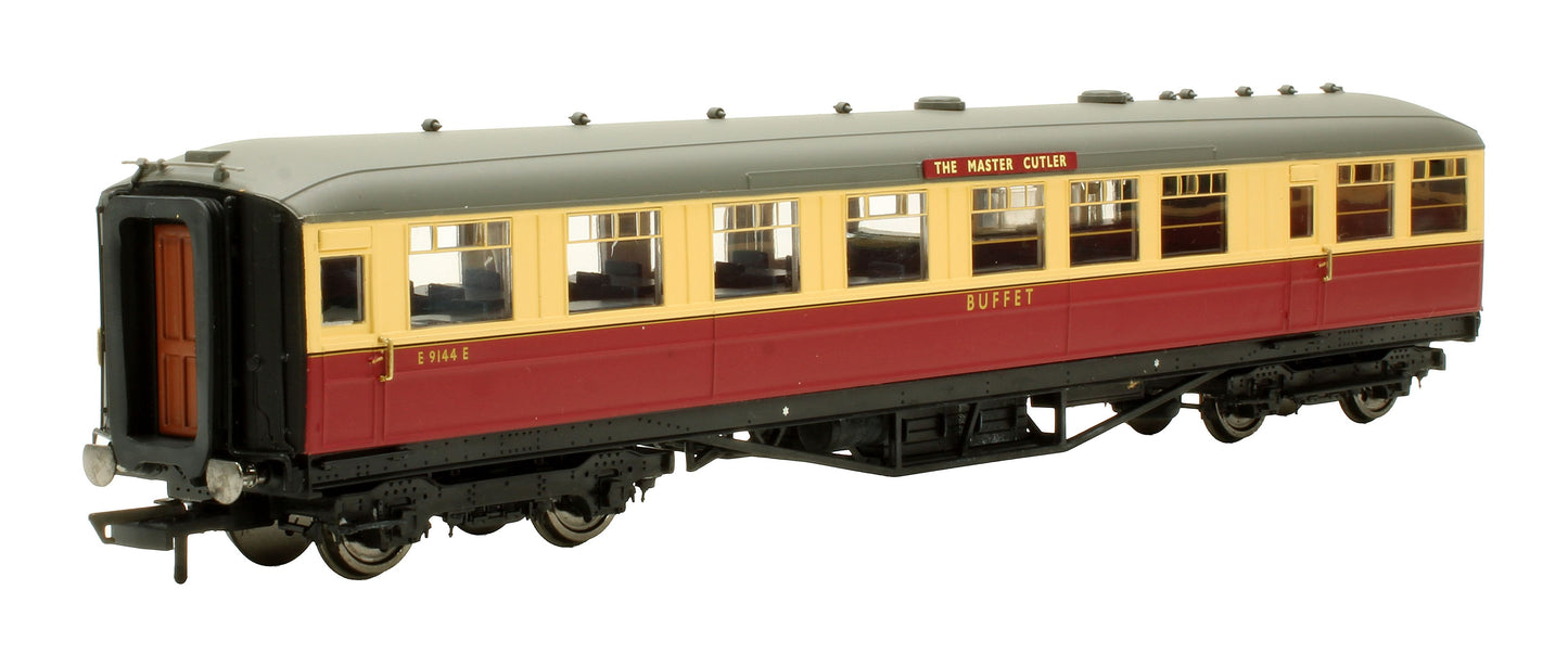 Pre-Owned R4255 BR 'The Master Cutler' 4-Unit Set of Gresley Passenger Coaches
