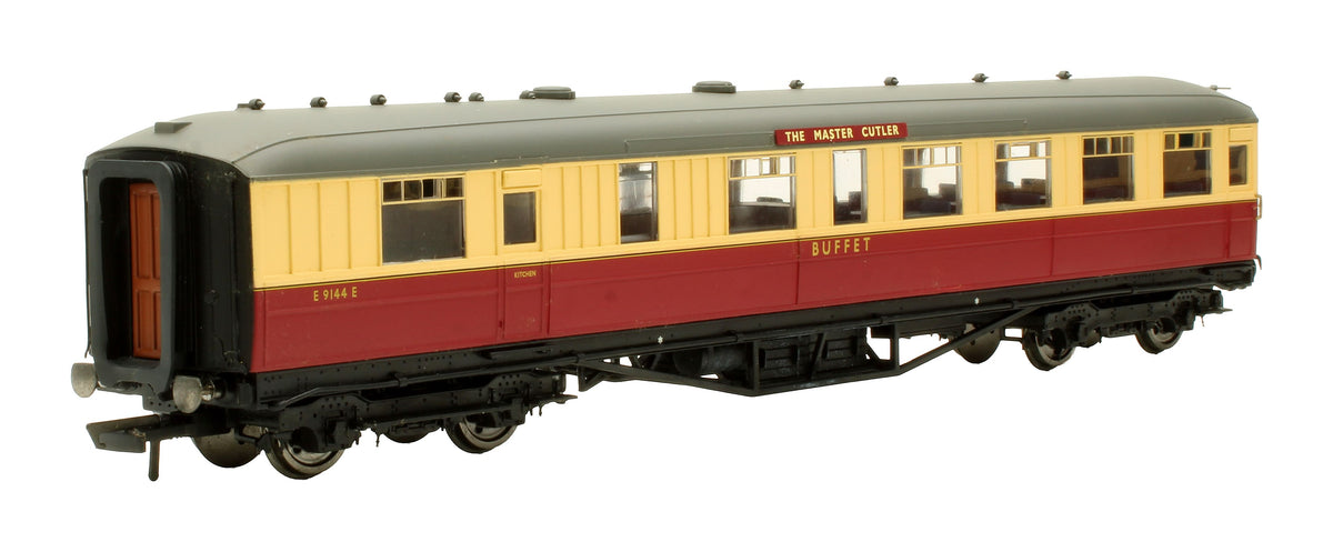 Pre-Owned R4255 BR 'The Master Cutler' 4-Unit Set of Gresley Passenger Coaches