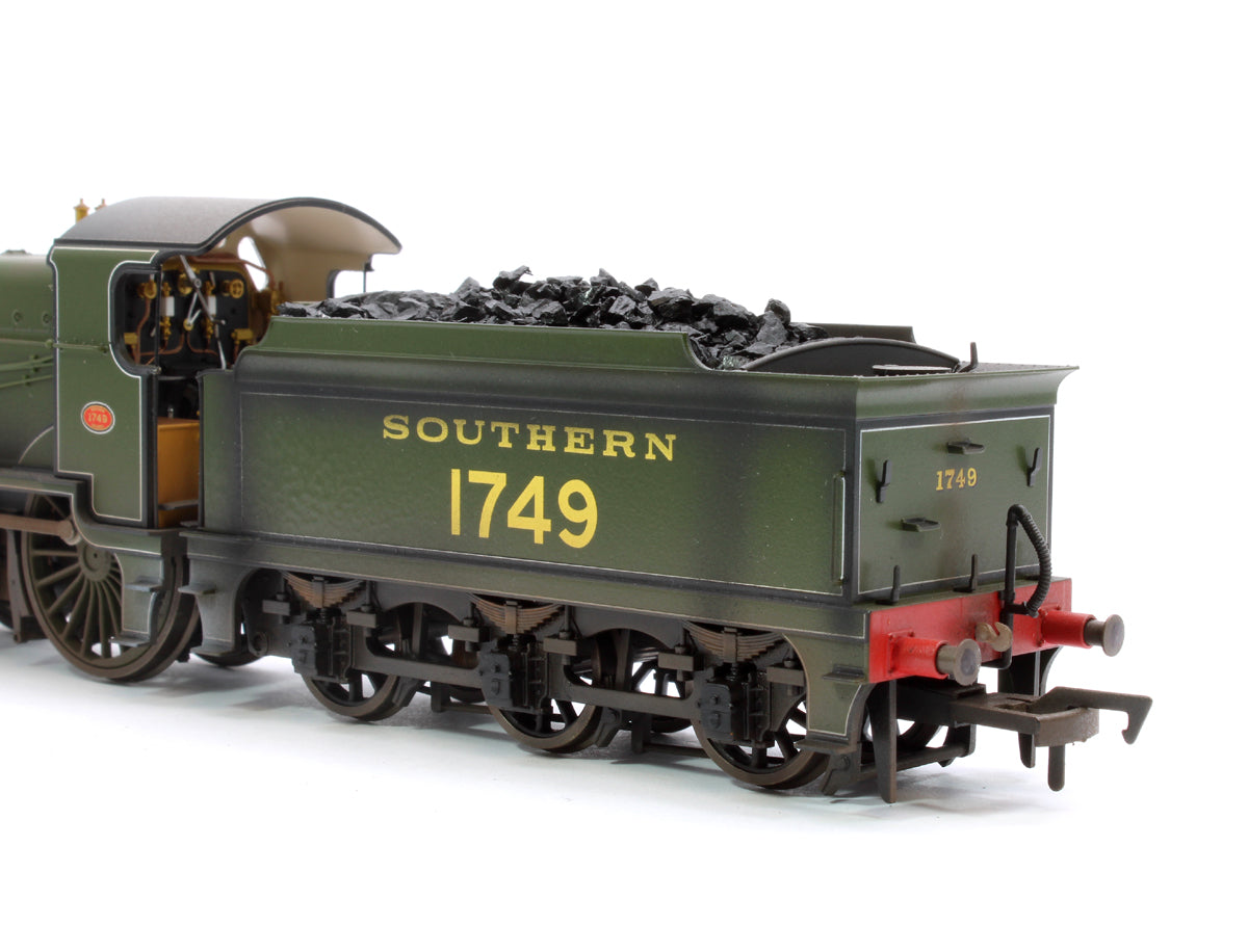 Highly Detailed Deluxe Weathered SECR Maunsell D1 Class Southern SR Maunsell Olive Green 4-4-0 Steam Locomotive No.1749