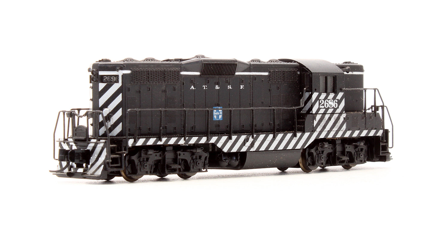 Pre-Owned 48031 GP7 Diesel Locomotive Santa Fe - Road #2686 - Renumbered
