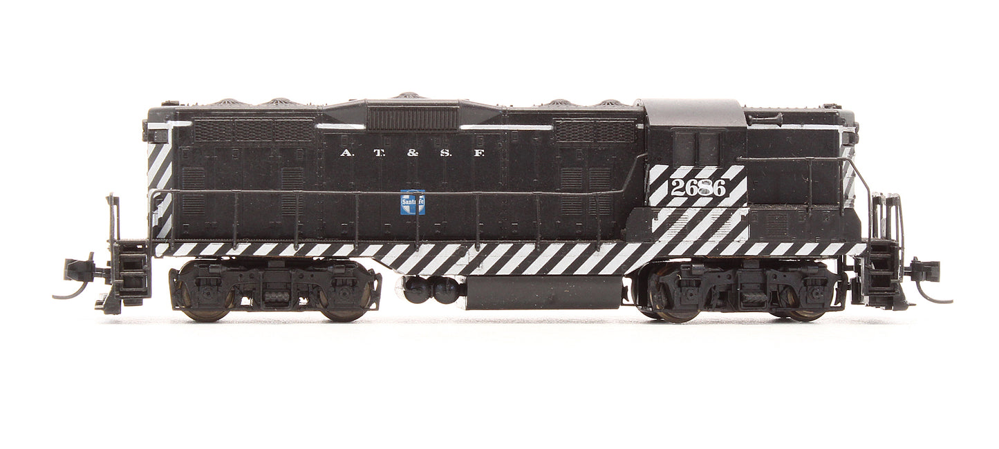 Pre-Owned 48031 GP7 Diesel Locomotive Santa Fe - Road #2686 - Renumbered