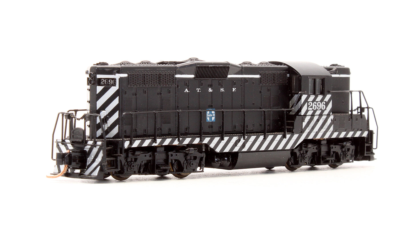 Pre-Owned 48031 GP7 Diesel Locomotive Santa Fe - Road #2696