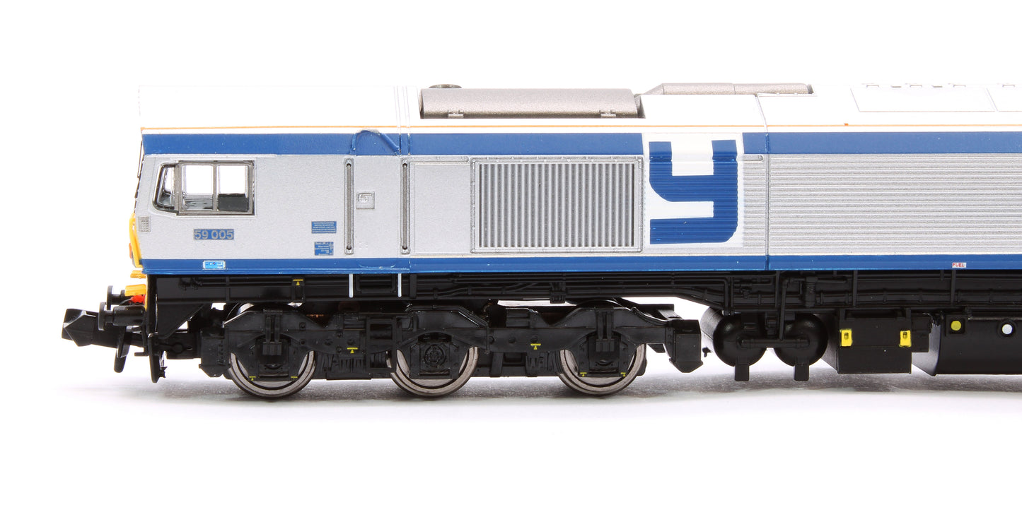 Class 59 #59005 "Kenneth J Painter" Foster Yeoman Silver Livery Diesel Locomotive