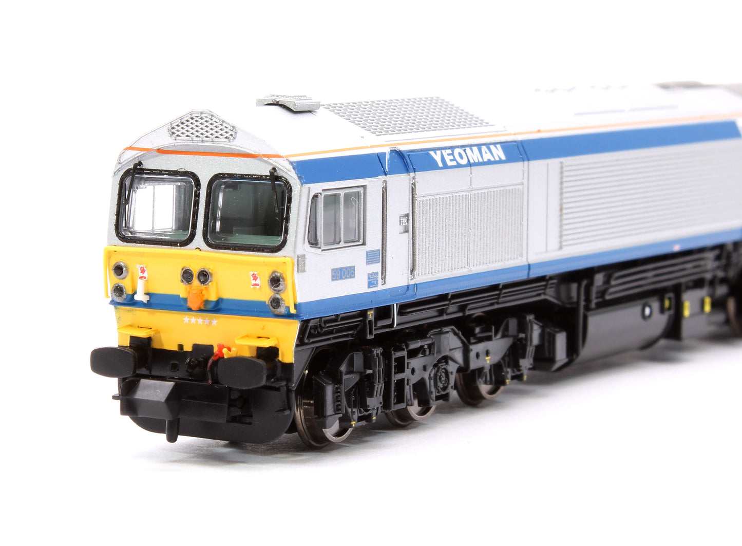 Class 59 #59005 "Kenneth J Painter" Foster Yeoman Silver Livery Diesel Locomotive