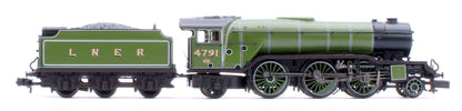 LNER V2 4791 LNER Lined Green (Original) Steam Locomotive