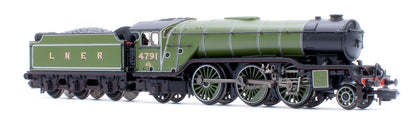 LNER V2 4791 LNER Lined Green (Original) Steam Locomotive - DCC Sound