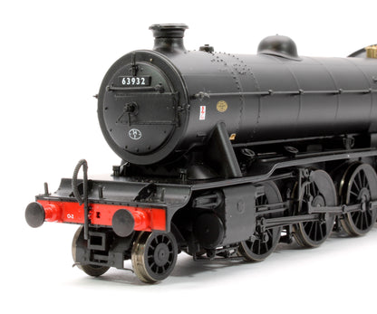 Class O2/4 'Tango' BR late crest black No. 63932 with low running plate, side window cab and GN tender, short chimney